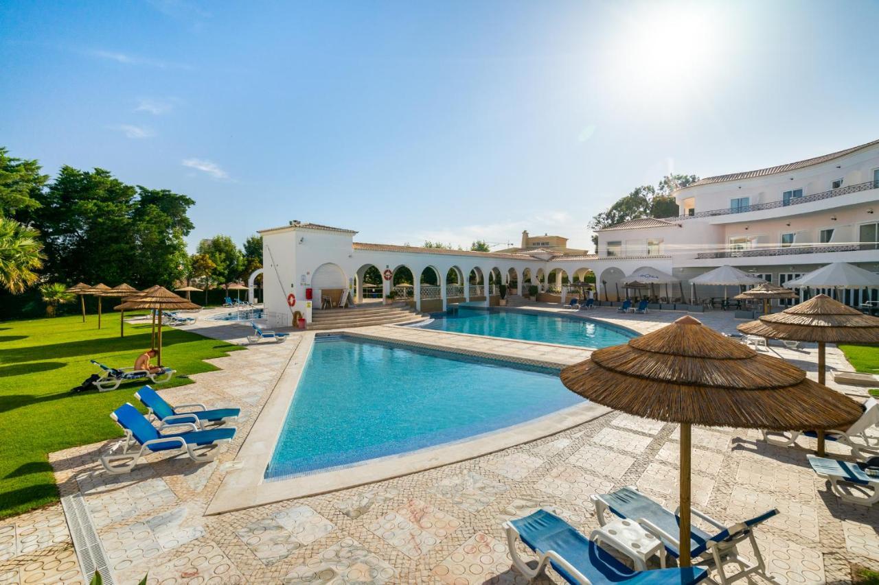 Praia da Rocha, Vila Rosa, T1, Piscinas, Parqueamento e Internet by IG Portimão Exterior foto